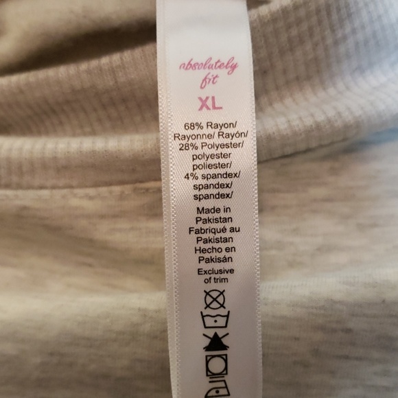 Absolutely fit oatmeal colored side tie sweater - Picture 6 of 6